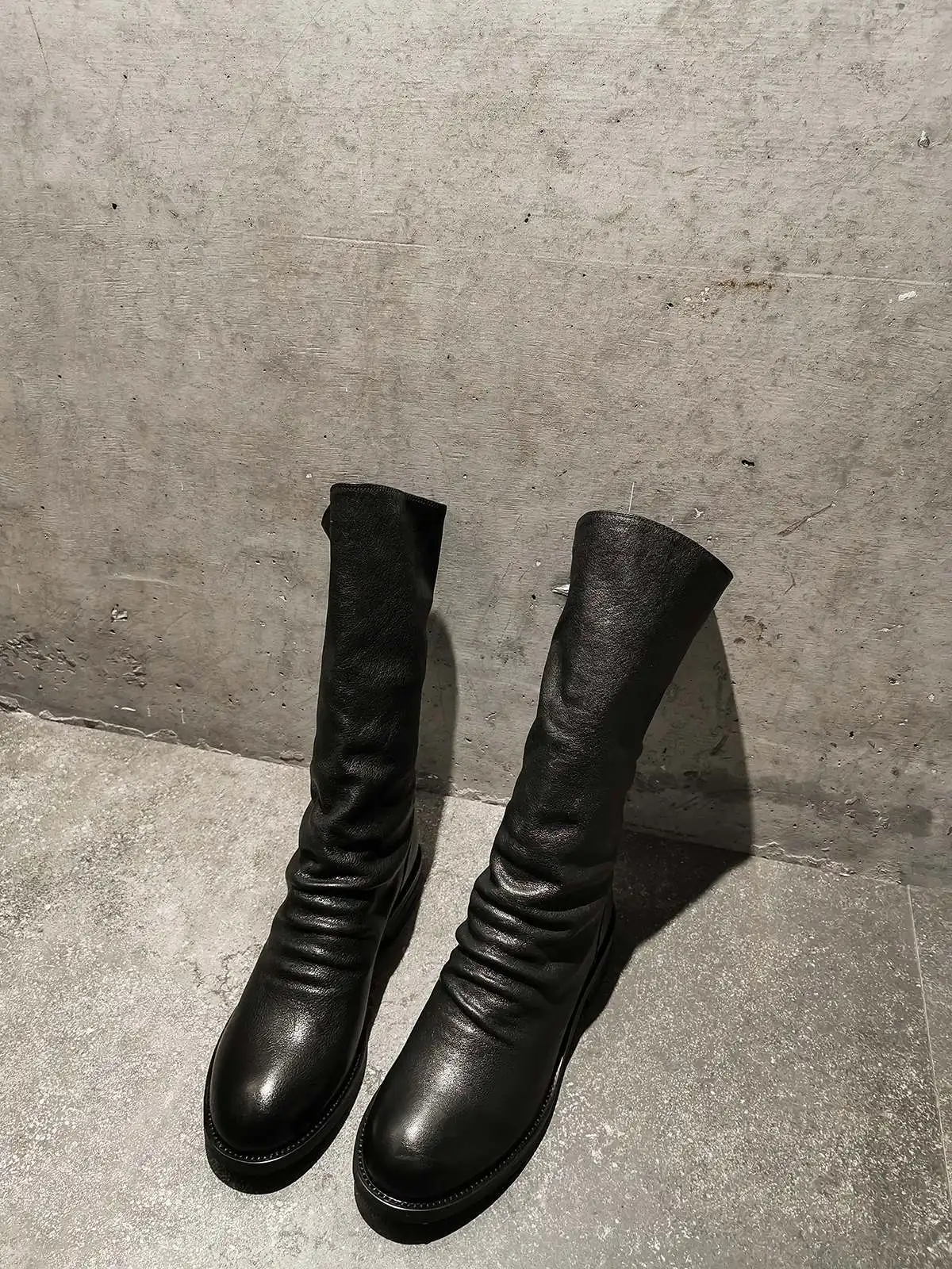 Brand high heels shoes women's boots genuine leather superstar zipper winter thick low heels European stovepipe mid-calf boots