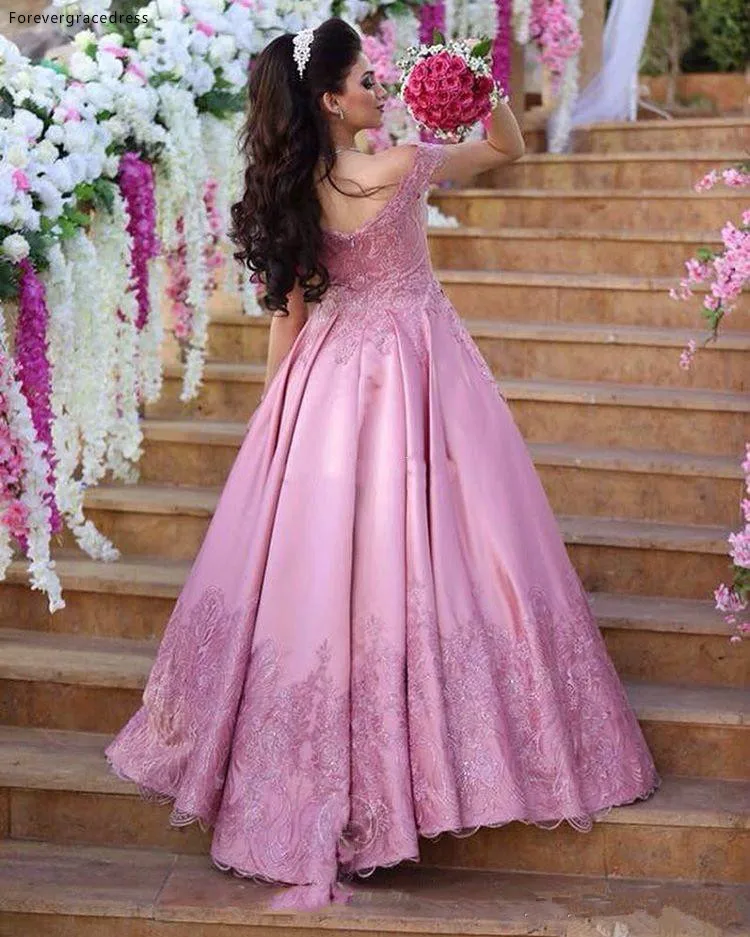 2017 Fushcia Arabic Off The Shoulder Prom Dresses Lace Applique Cap Sleeves Satin Dubai Evening Dress Vestidos De Fiesta 128 (3)
