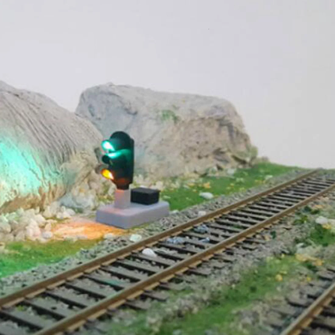 

Rowsfire 1:87 Railway Signal Light Low Signal Lamp For Ho Scale Sand Scene Model Building Kits Hot Sale
