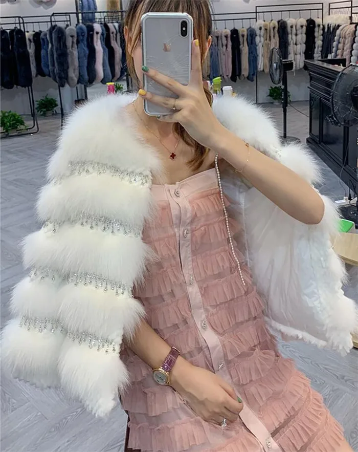 ZDFURS* зимняя женская одежда, женские зимние пальто и куртки из натурального Лисьего меха с блестящими бриллиантами и кисточками
