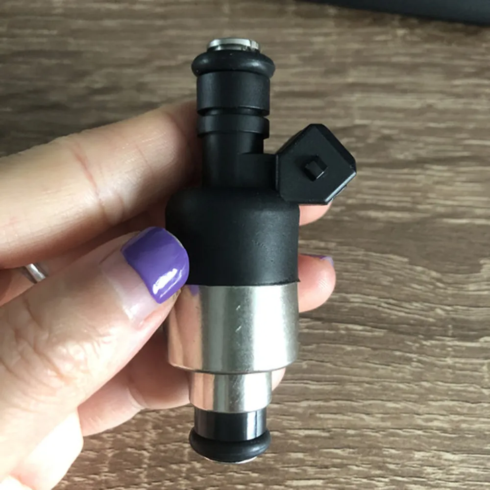 4Pcs Fue Injector for Opel Corsa Daewoo Cielo 1.6 17124782 17123924