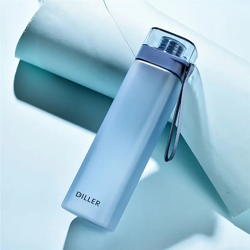 

DILLER Large Capacity PC Sports Water Bottle Personality Square Water Cup 700ml straws water sport water Cup scrub kettle #2A06