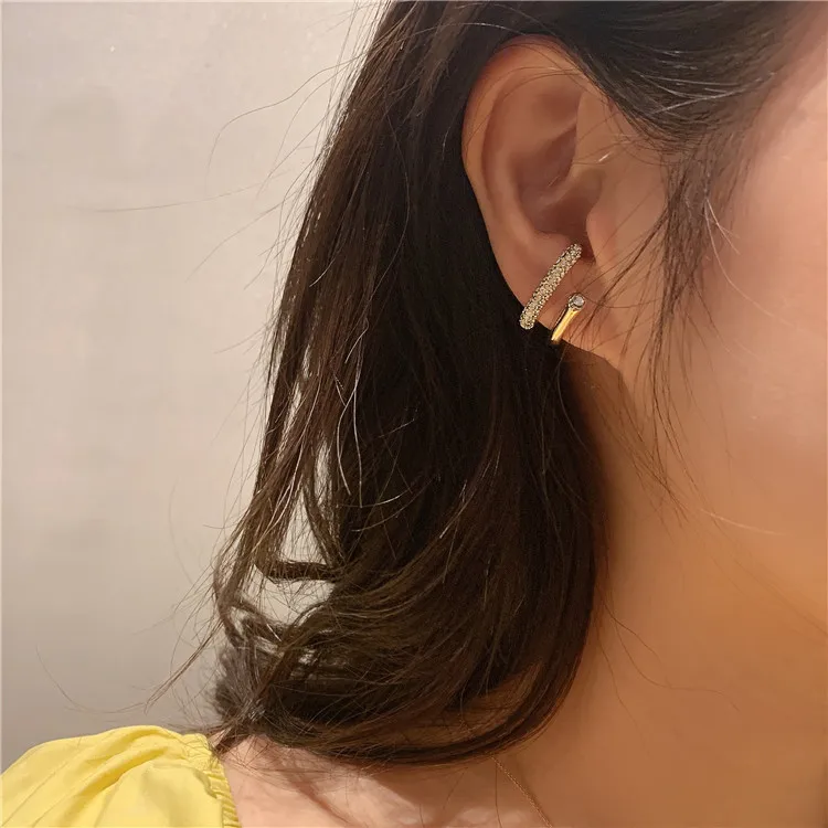 Korean Style Vintage Gold Double Layers Hook Geometric C Crystal Stud Earrings for Women