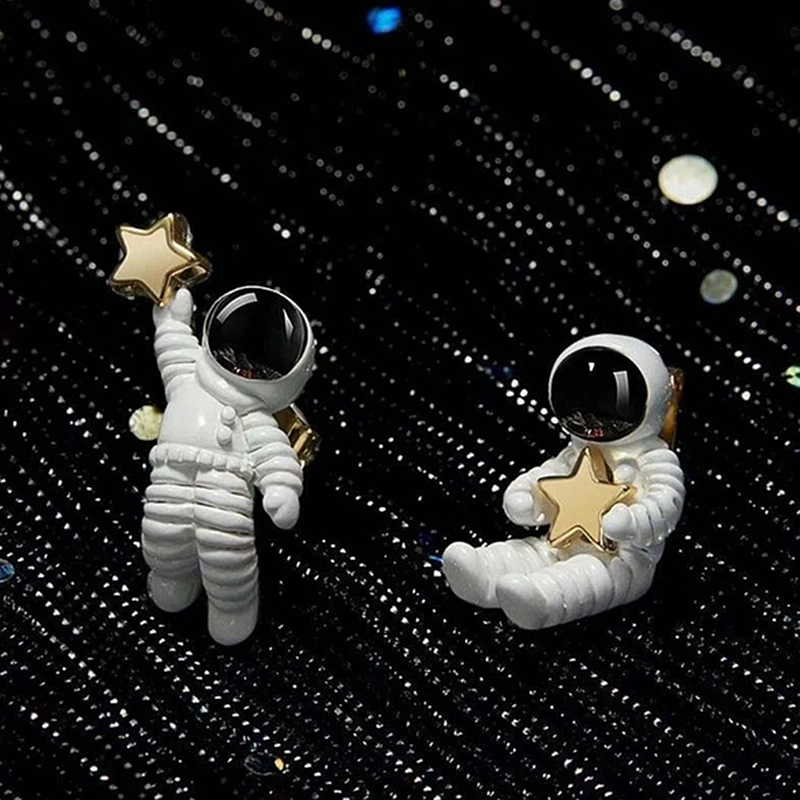 Модные серьги-гвоздики с космонавтом космической планеты для женщин белые