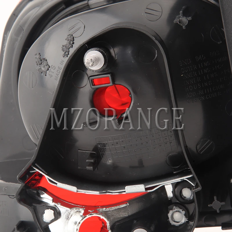 MZORANGE Rear Right left Inner Outer Side Tail Light Brake Lamp brake light Reversing light Turn signal For TIGUAN 2009-2011