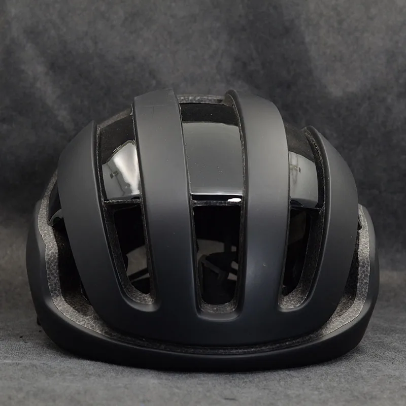 Integrally-molded Cycling Helmet Eps Men Women Bike Helmet Ultralight Sports Bicycle Helmet M 54-60 Capacete Ciclismo