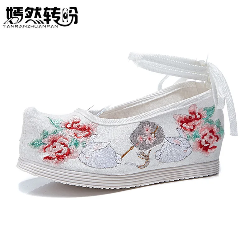 

Vintage Women Canvas Flats Chinese Retro Dynasty Rabbit Floral Embroidered Dance Ballet Shoes Soft Sapato Feminino