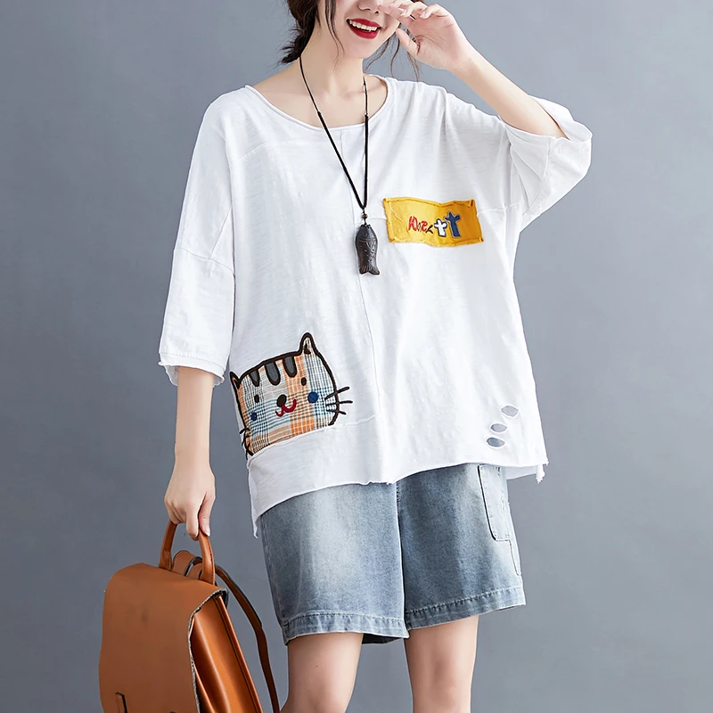 

Casual loose T-shirt retro literary T-shirt spring and summer new T-shirt female short-sleeved loose patch embroidered cat shirt