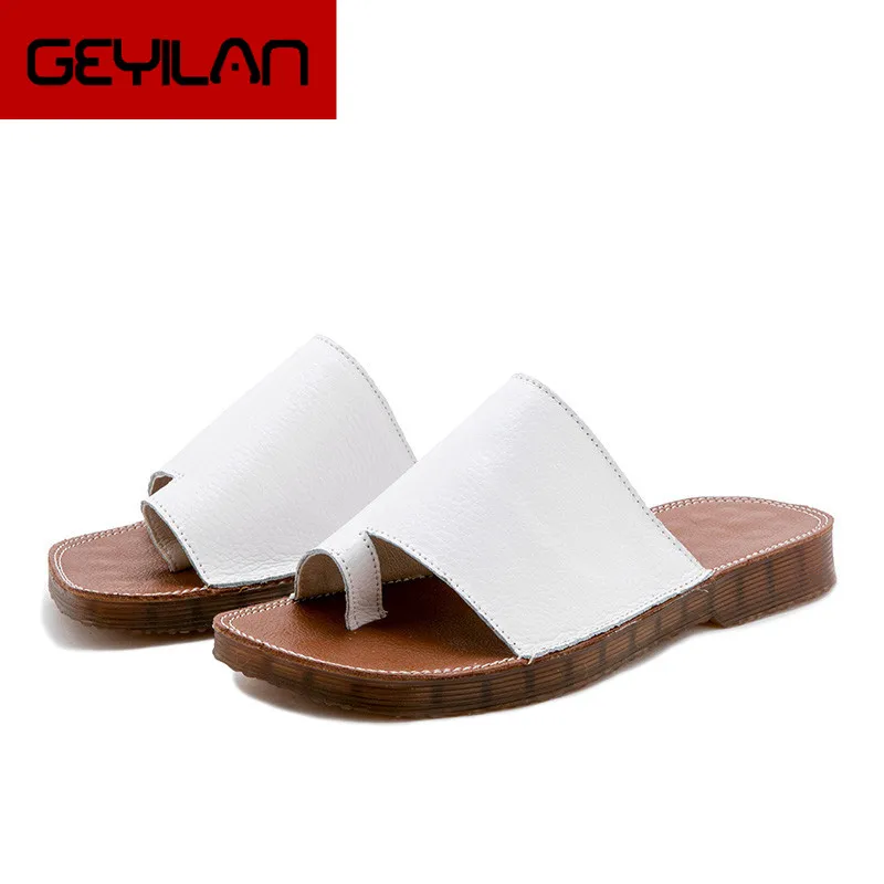

Massage Soft Sole New Summer Women Flip Flop Cow Leather Ladies Slippers Flats Beach Travel Sandals Black White Elegant