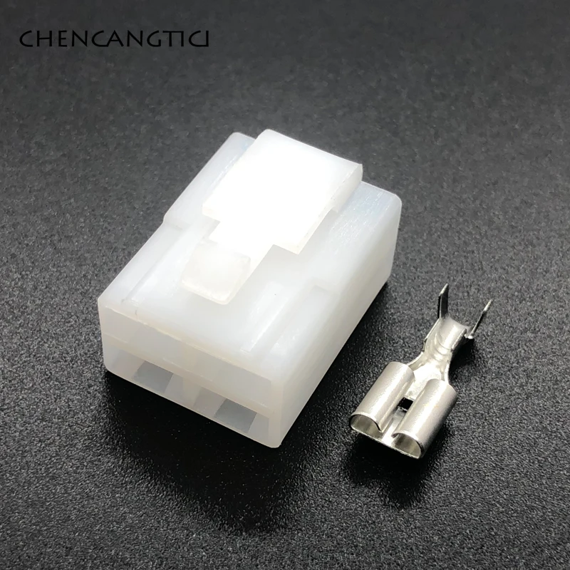 Automotive Connector 4 Pin Automotive Wire Connector Electric Car