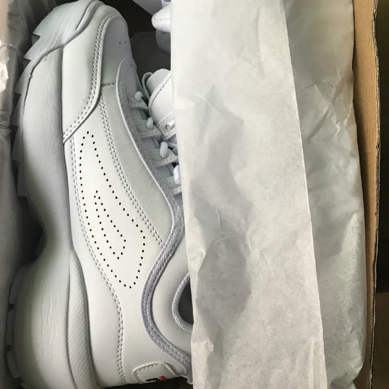 

New running shoes casual sports shoes old shoes 2018 new couple shoes