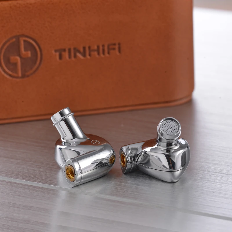 Флагманские Плоские наушники TINHIFI P1 вкладыши со съемным кабелем MMCX металлические