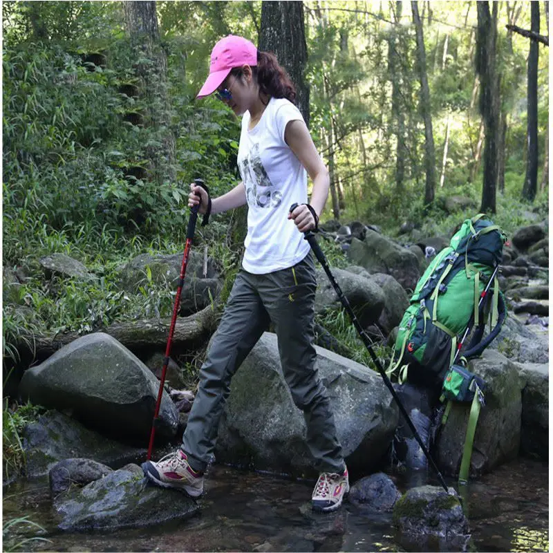 

3 Colors Adjustable AntiShock Trekking Hiking Walking Stick Pole Ultralight Aluminum Alloy 4 Sections Climbing Hiking Pole Canes