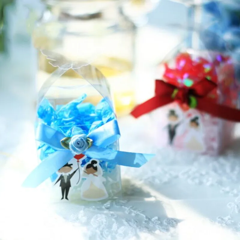 

2019 new hot sale 6x6x6cm DIY European romantic silk flower transparent personalized wedding supplies gift candy box butterfly