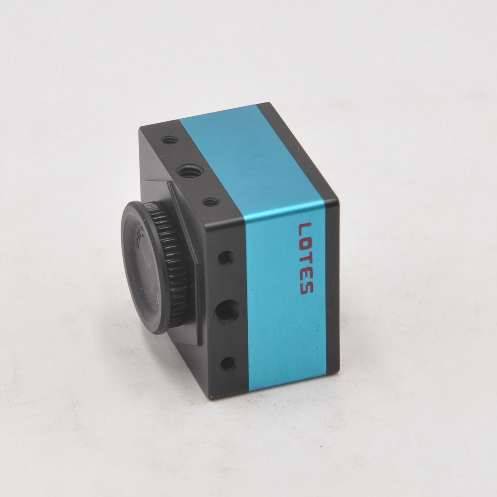 

LOTES F50BLM industrial camera CCD 5 million pixels new color