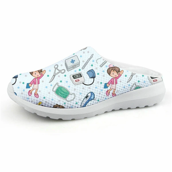 ELVISWORDS Cartoon Nurse Print Slippers women Cute Medical Doctor Air Mesh Sandals Summer Casual Beach Flat shoes Zapatos Mujer - Цвет: H5806CA