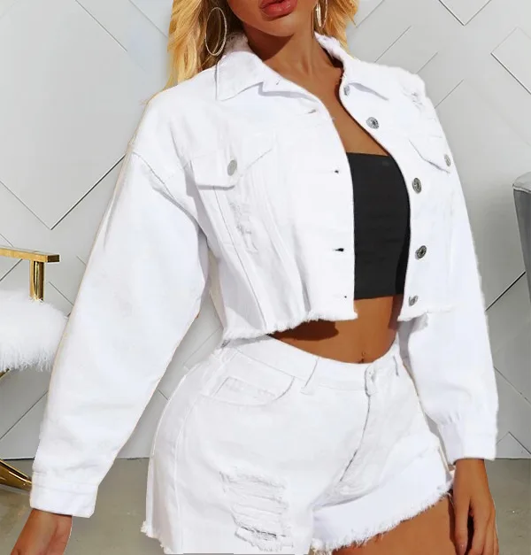 Рисунок 2 - Женская джинсовая куртка с длинным рукавом