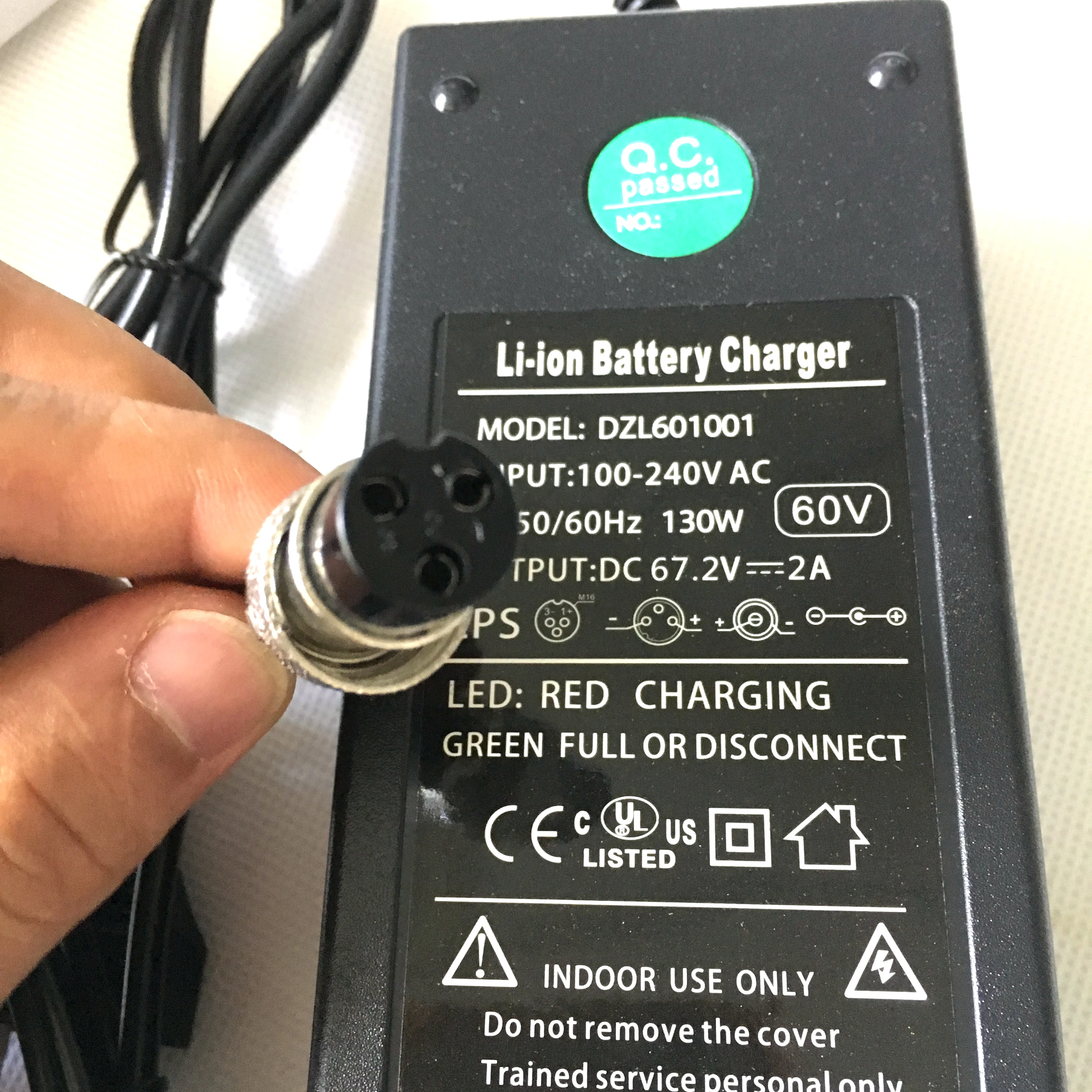 

67.2V 2A Li-ion Battery Charger for Wheelbarrow Electric self balancing unicycle scooter skateboard 60V With XLR 3 Pins 12mm DC