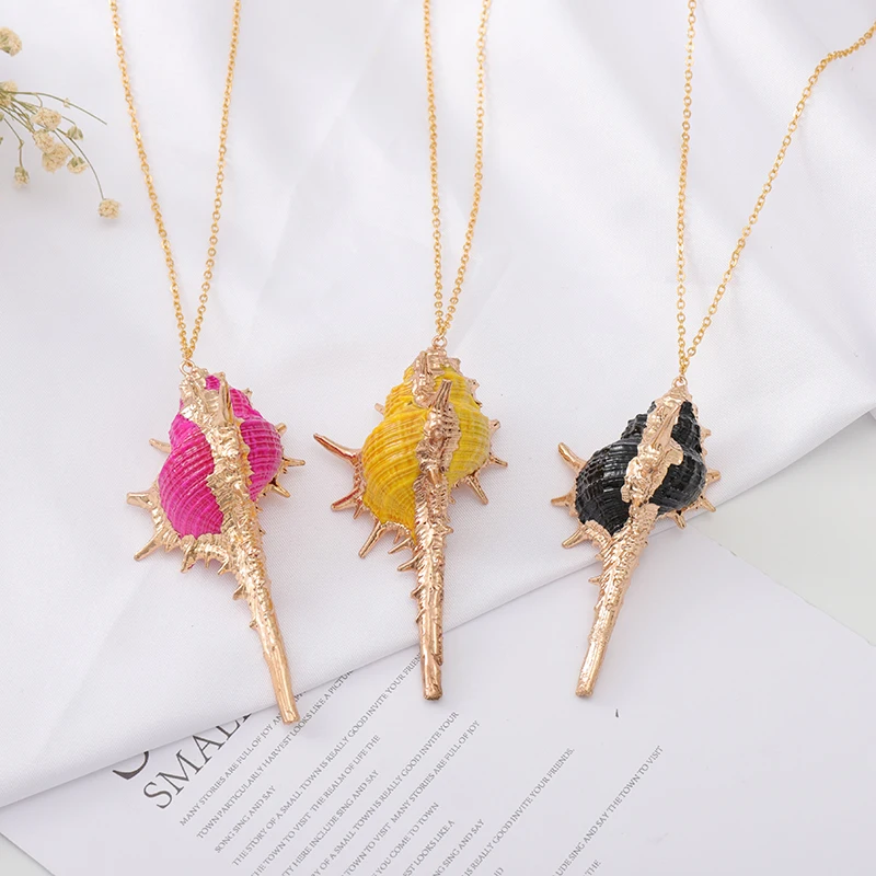 

G.YCX Bahamian Conch Shells Necklace For Women Girls Sea Beach Shell Pendant Necklace Collier Femme Shell Cowrie Summer Jewelry