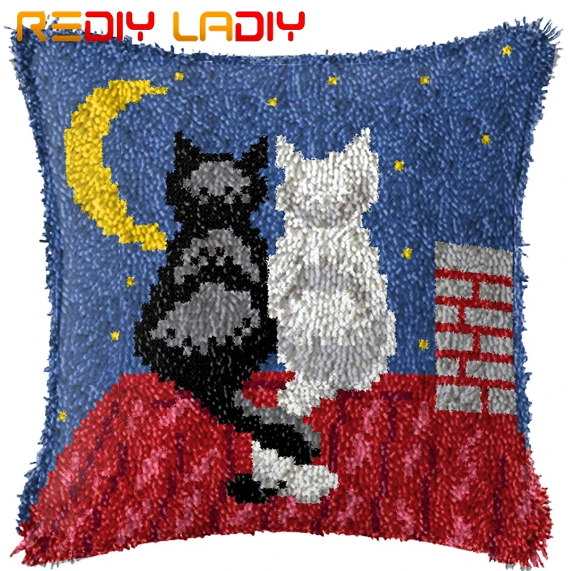 Крюк с защелкой подушки Moon изображением Hello Kitty напечатаным холстом передней