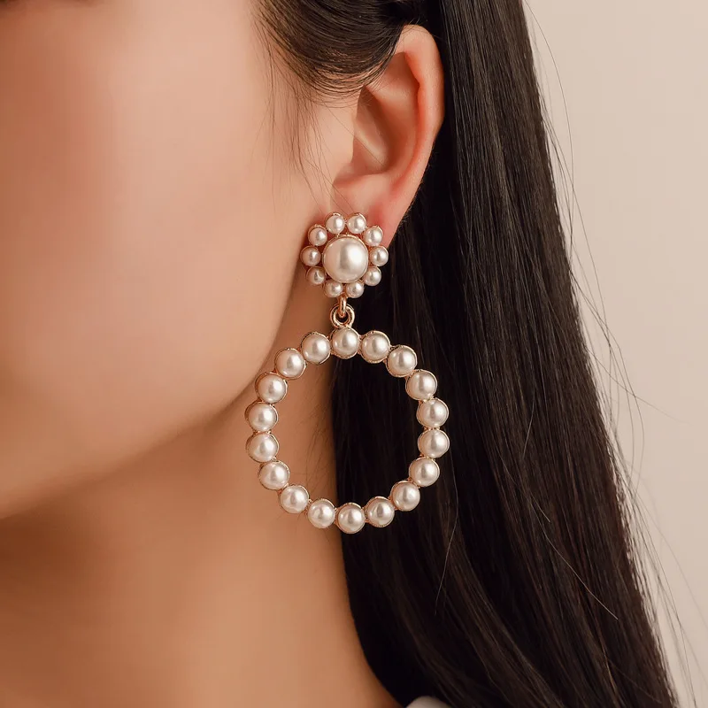 

Punk Charm Jewelry Round Pendant Earrings Free Pearl Hollow Large Earrings Flower Earrings for Women Party Jewelry Earrings 2019
