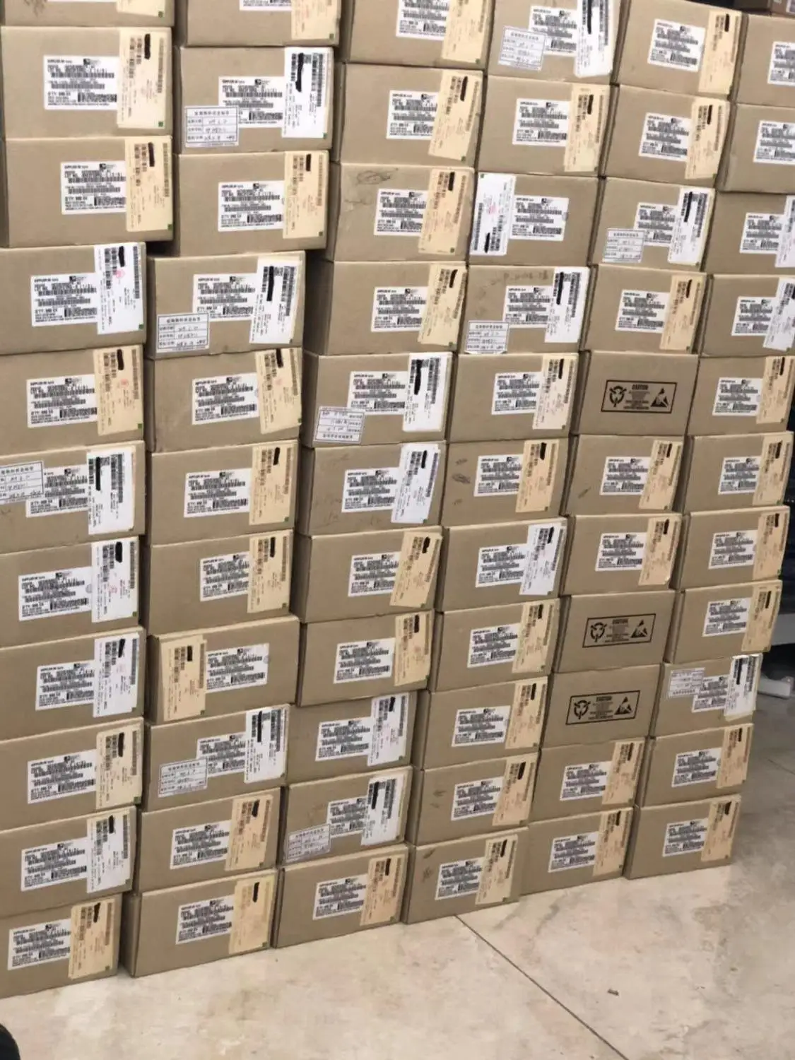 

100%NEW GD32F105ZGT6 QFP