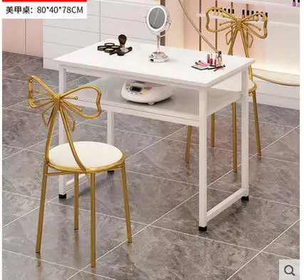 Manicure table and chair