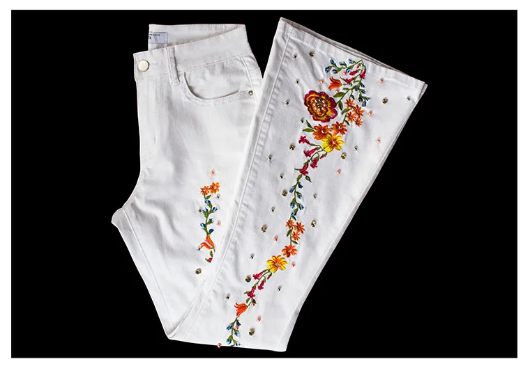 Весенние европейские и американские модные женские расклешенные джинсы размера плюс, Стрейчевые джинсы с бусинами на пуговицах, повседневные джинсовые штаны