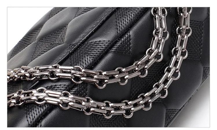 Classic Black Lattice Handbags Womens Bags Luxury Diamond Quilted Lambskin Leather Shoulder Bags Single Chain Crossbody Flap Bag (14)