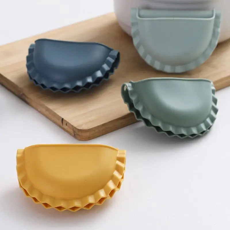 

Unique Dumplings Heat Insulation Gloves Anti-scalding Anti-slip Silicone Bowl Clip for Home Kitchen Baking Oven Microwave Use