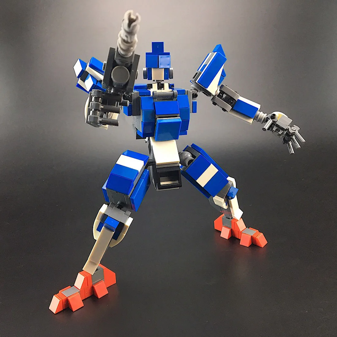 

318Pcs MOC AI Mecha Brick Model Small Particle Building Blocks Educational Toy Set - Blue White