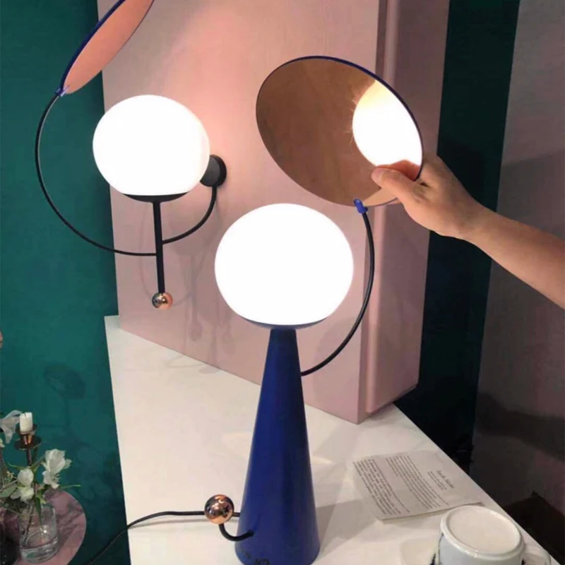 

Modern Originality Metal A Living Room Desk Lamp France Arts Hotel Bedroom Bedside Designer Children House Decoration Desk Lamp