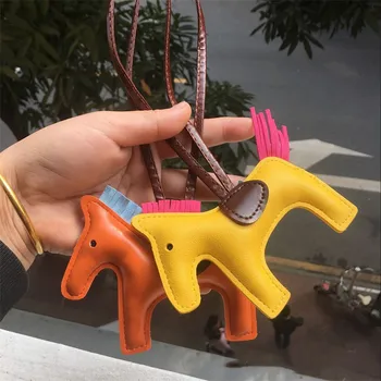 

New Horse Tassels Keychain PU Leather Charm Pendant for Women Bag Handbag Backpack Ornament Key Chain Auto Car Decorat