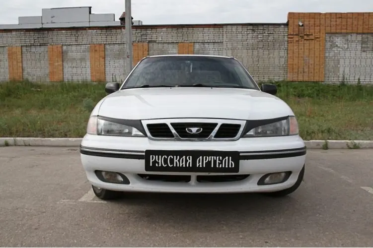Накладки на передние фары (Реснички) Daewoo Nexia 1994-2008. Поверхность: глянец(под