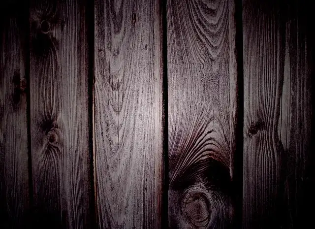 Темные фотофоны. Темный студийны фон с полом. Черный деревянный фон. Текстура стола. Деревянная поверхность текстура.