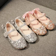 Весенняя кожаная обувь для девочек; детская модная повседневная обувь принцессы с бантом и блестками; обувь принцессы с цветочным принтом на мягкой подошве для девочек