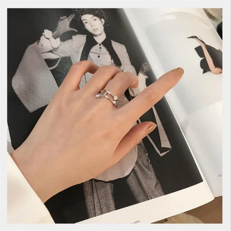 Креативный стиль Серебряный Pin бумага форма клипа горный хрусталь регулируемое Открытое кольцо для женщин модное Ювелирное Украшение с оригинальным дизайном оптом