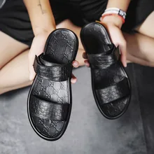 Новинка года; Летние Стильные Простые универсальные повседневные туфли из воловьей кожи в Корейском стиле; удобные модные элегантные мужские сандалии