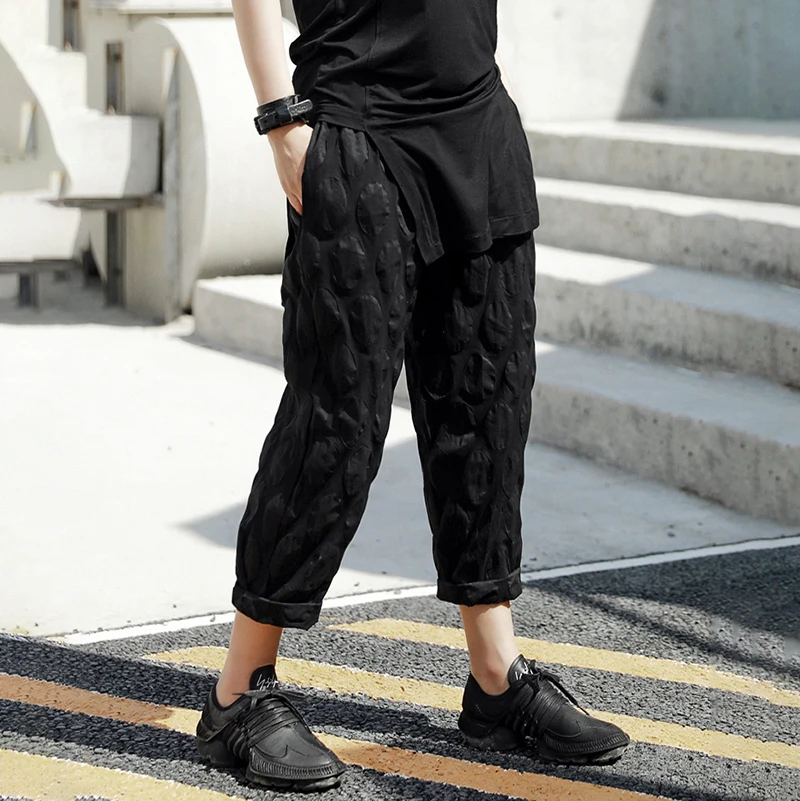 [EAM] новые осенние зимние черные свободные штаны с высокой эластичной талией и трехмерными кругами, модные женские брюки JT543