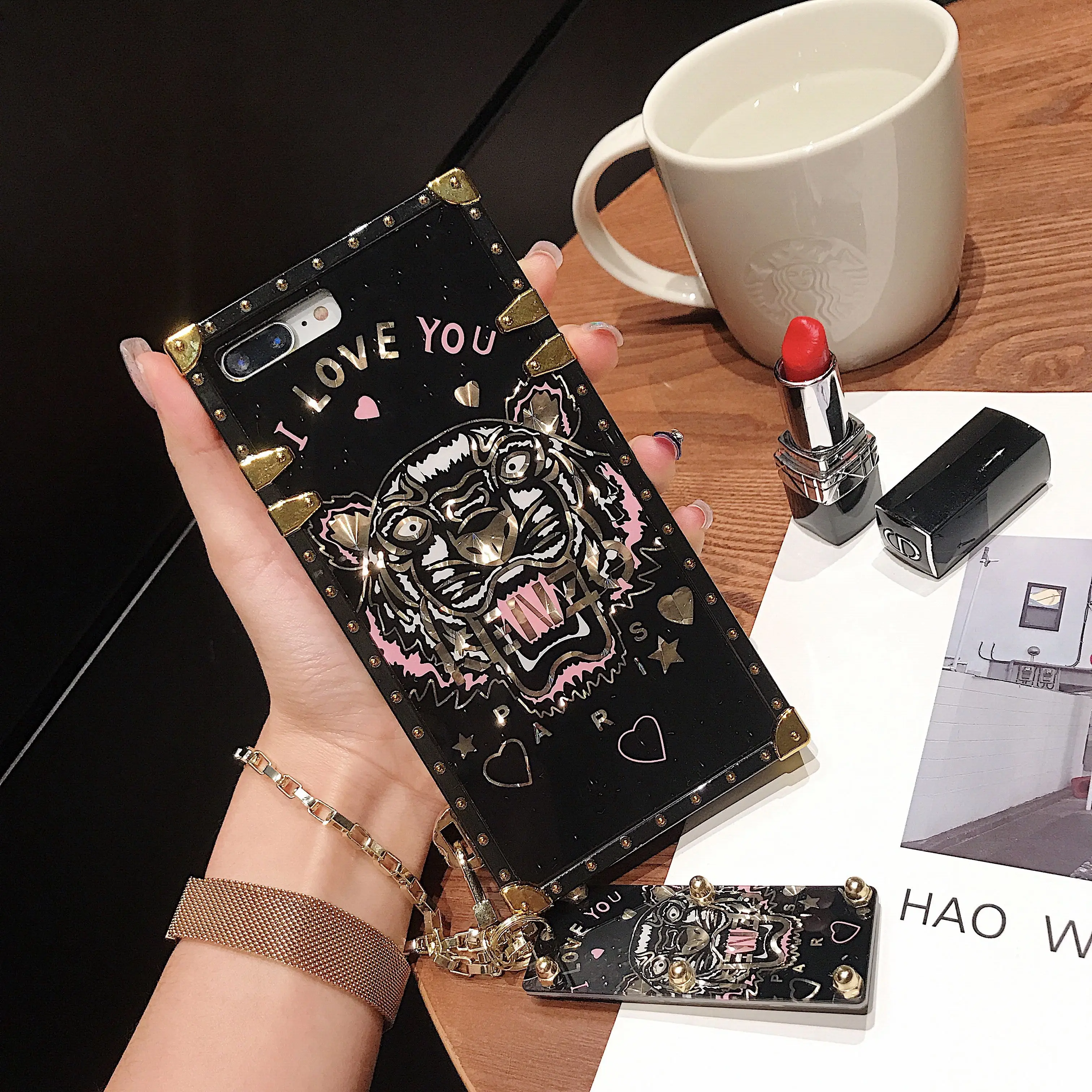 

Luxury square tiger pattern TPU phone case 11 Pro MAX X XS MAX XR 6 6S 7 8 Plus With bracelet For Samsung S9 S10 Note9 Cover