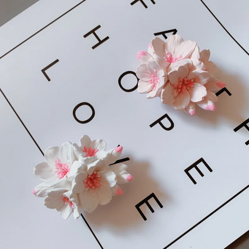 Cherry Blossom автомобильный ароматизатор с зажимом для выхода воздуха, креативные товары для салона автомобиля, прочный светильник, декоративные украшения с ароматом