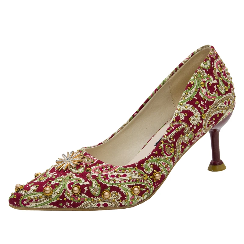 Женская обувь с низким берцем Новинка г., высокий металлический декор, искусственный короткий плюш, глубокий носок, резиновая молния, тонкий каблук - Цвет: Красный