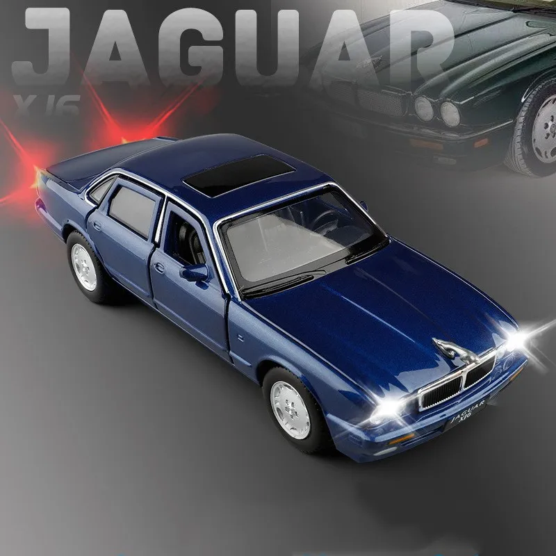Высокая имитация 1:32 XJ6 классическая модель из сплава автомобиля, изысканная литая под давлением звуковая и подвесной светильник, модель коллекции