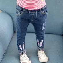 Осенняя одежда для девочек; джинсы; Новинка года; детская одежда в Корейском стиле; Детские повседневные брюки с вышивкой кролика; детские брюки
