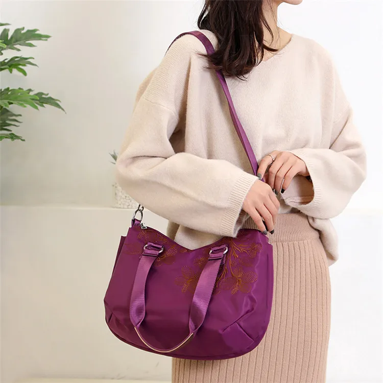 New Embroidery Women's Handbags Female Shoulder bags Messenger Bags Nylon Ladies Crossbody bag Designer Totes Bolsas Femininas