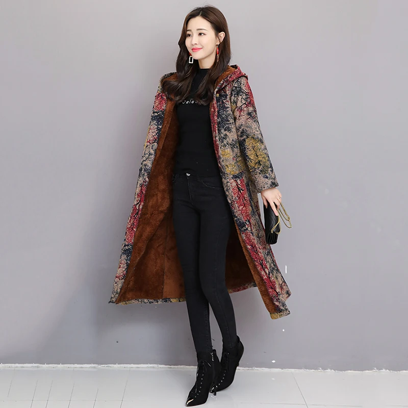 

Winter new female retro buckle national wind long section cotton and velvet thickening temperament over knee hooded jacket B76