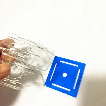 

Parrot Hanging Chewing Feeding Toy, 3 Layer Transparent Food Feeder Holder Hanging Forage Star Shaped Box Cage To