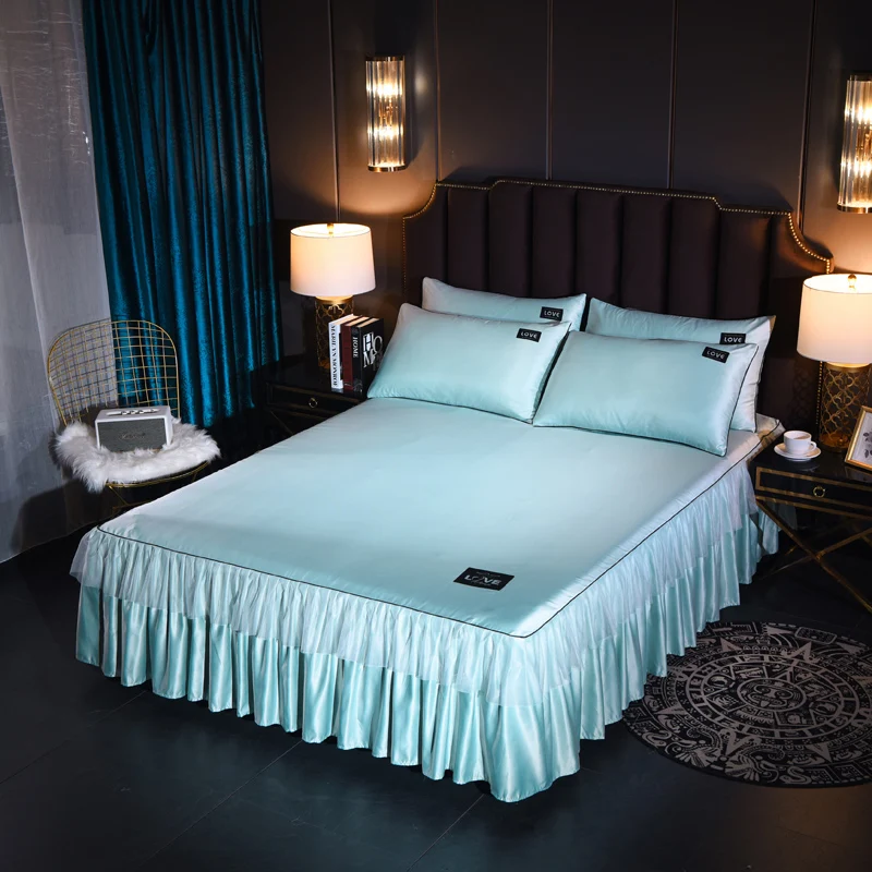 Unique Double lace design print bed cover With Fixing strap and pillowcase bedspread for bed for Home/hotel Decoration 10 color
