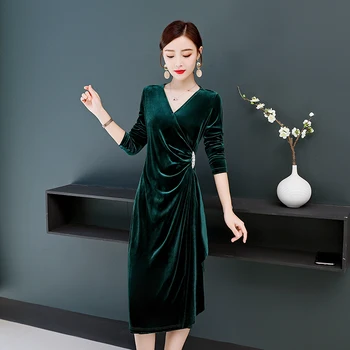 

Large size 2020 Gold velvet dress female autumn and winter long-sleeved lady high-end foreign high waist slimming dress