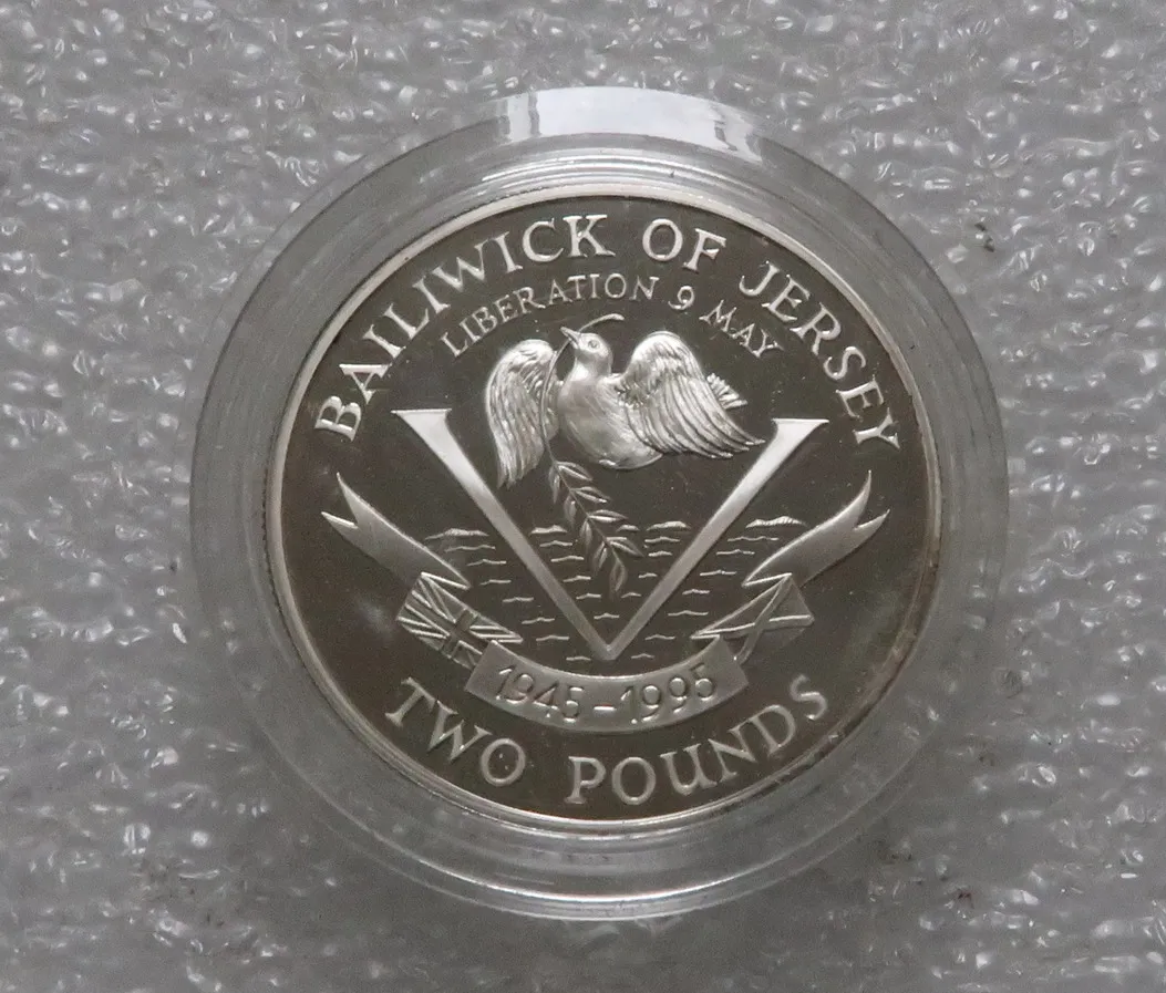 Real Rare Silver Original Coin Jersey-1995 50th Anniversary of European Victory in World War II 2 Pound Proof | Дом и сад